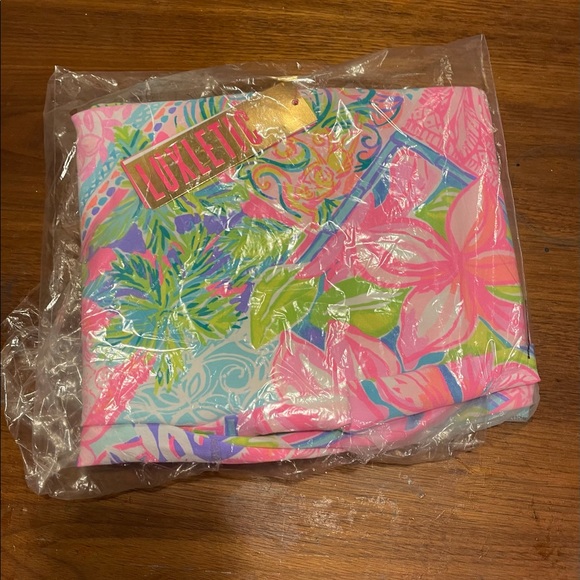 Lilly Pulitzer Pants, size 2, Brand New with Tags! - Picture 2 of 4